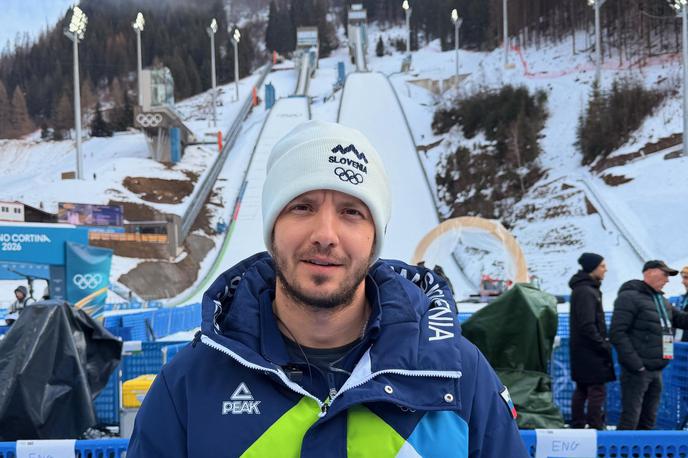 Gaber Arh | Gaber Arh, serviser in maser slovenske ženske skakalne reprezentance, je prispeval svoj delež k medalji Nike Prevc. | Foto Jaka Lopatič
