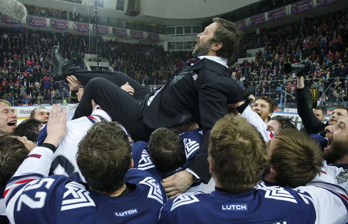 Ilja Vorobjev je leta 2016 kot trener slavil naslov prvaka KHL z Metallurgom iz Magnitogorska, zdaj bo vodil rusko reprezentanco. | Foto: Reuters