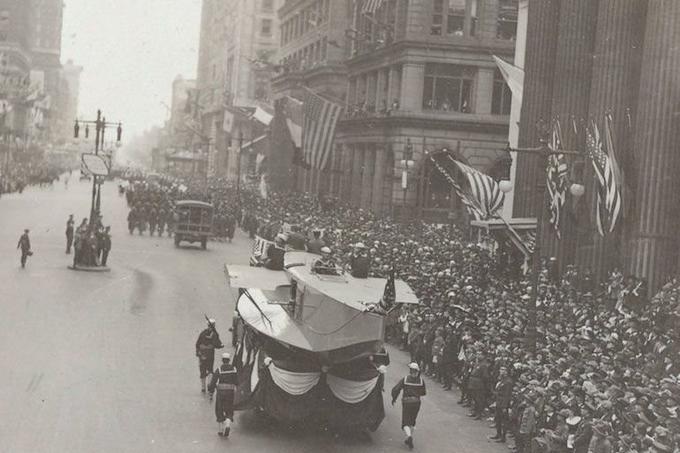 Parado so izvedli kljub nasprotovanju številnih zdravnikov v Philadelphii.  |  Foto: Arhiv mornarice ZDA | Foto: 