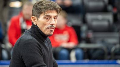Incident med lastniki Olympiacosa in Panathinaikosa, finale ogrožen