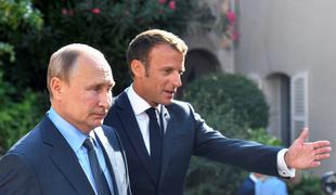 Macron na srečanju s Putinom predvsem o Ukrajini