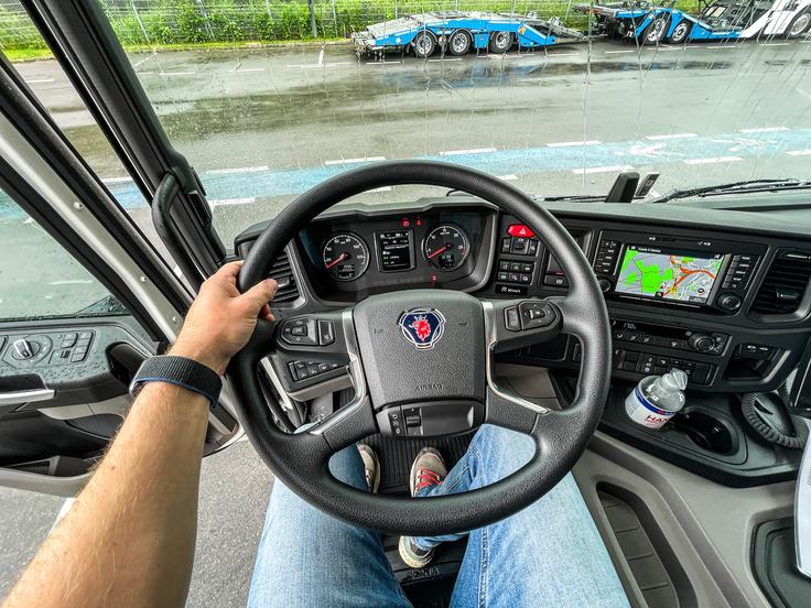 Scania P320 PHEV | Foto: Gašper Pirman