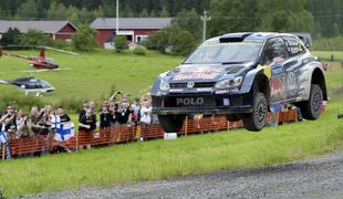 Latvala v vodstvu na reliju po Avstraliji
