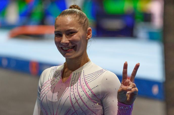 Lucija Hribar | Lucija Hribar se je kot prva Slovenka v zgodovini uvrstila med svetovno elito v kraljevski disciplini mnogoboju. | Foto Guliverimage