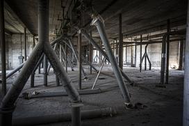 Žito silosi v ljubljanskem BTCju. silos žito