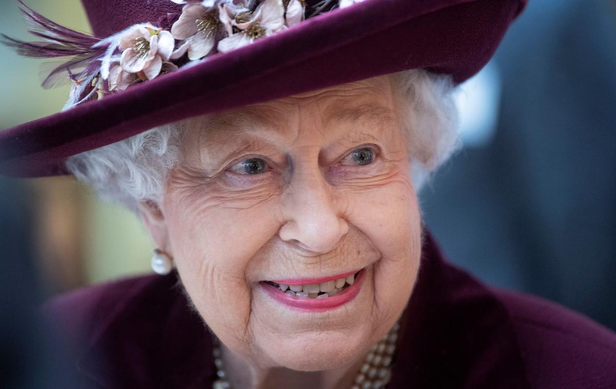 Kraljica Elizabeta II. | "Nikoli se ne predajte, nikoli ne obupajte," je ob 75. obletnici konca druge svetovne vojne dejala kraljica Elizabeta II, | Foto Reuters