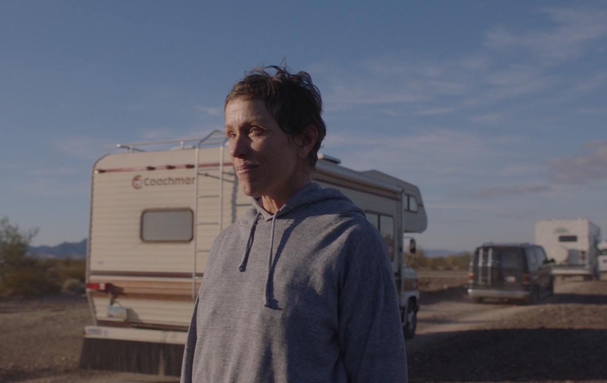 Nomadland | Frances McDormand v filmu Dežela nomadov (Nomadland), ki velja tudi za enega od favoritov za oskarje. | Foto IMDb