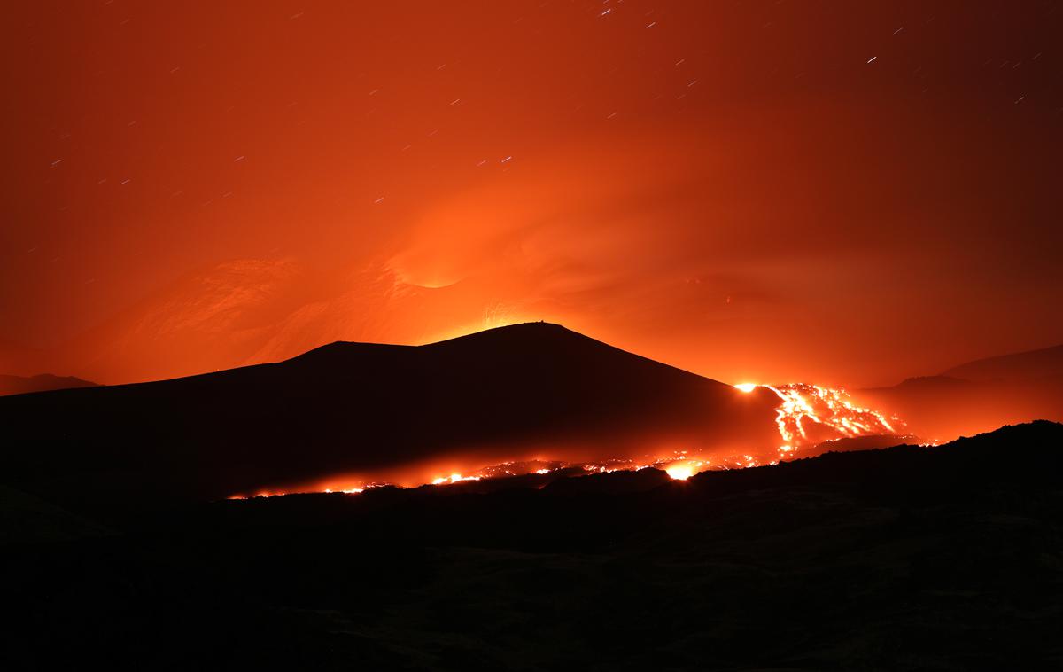 Etna vulkan | Fotografija je bila posneta julija letos. | Foto Reuters