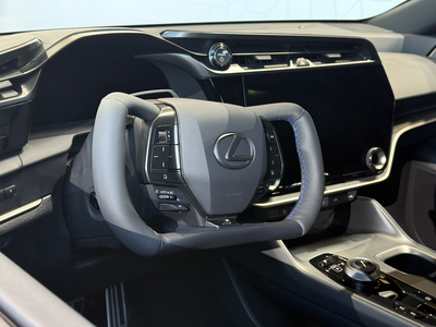 Tak volan postaja realnost, zdaj je na voljo tudi v Sloveniji - kje in za koliko denarja?