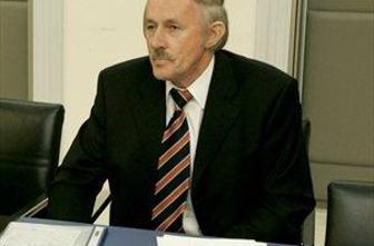 Zaživela Orbanova "republika" 