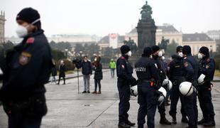 Policija na Dunaju pridržala več protestnikov