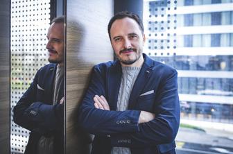 Blaž Švab razkril, koliko denarja je Modrijanom ostalo po razprodanih Stožicah