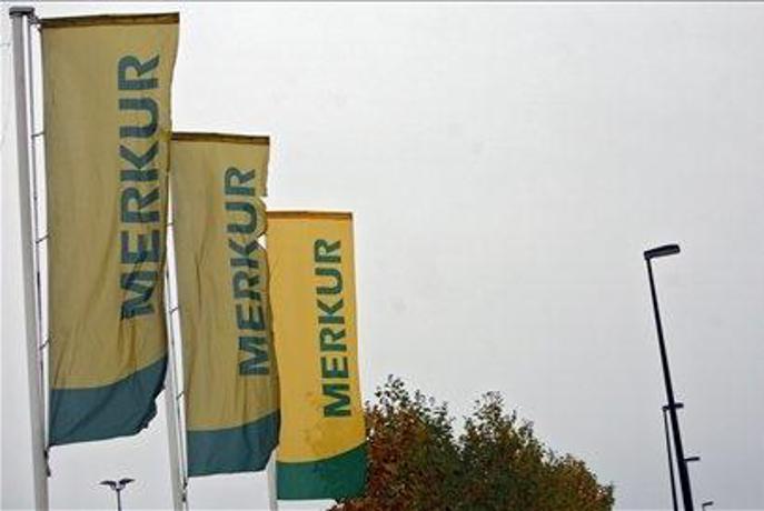 Merkur po novem kot poceni trgovec