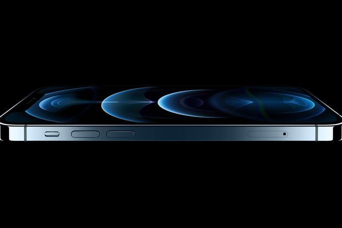 iPhone 12 | Pri Telekomu Slovenije že poteka predprodaja najnovejše serije Applovih pametnih telefonov iPhone 12. | Foto Apple