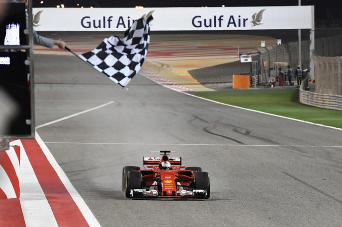 VN Bahrajna formula 1 | Dirkači formule 1 se bodo prvič letos za točke pomerili konec marca v Bahrajnu. | Foto Reuters