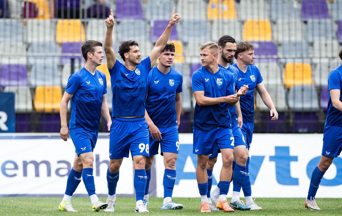 Maribor Nafta | Nogometaši Nafte so zmagali še tretjič zapored. | Foto Jure Banfi
