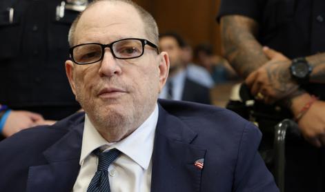 Proces proti Weinsteinu: predsednik porote trdi, da so mu grozili