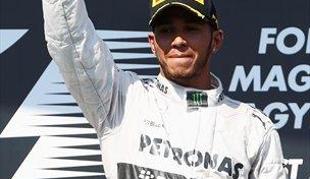Lewis Hamilton po prvi zmagi z mercedesom: Čudeži se očitno dogajajo
