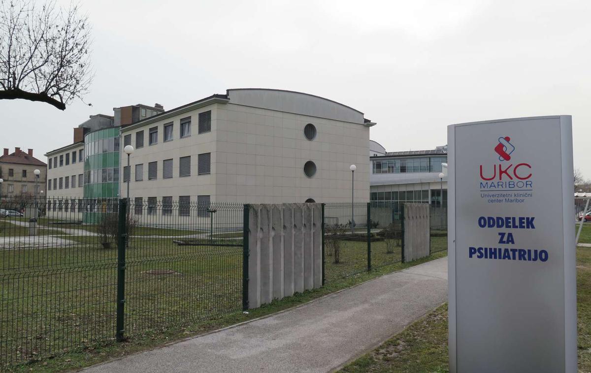 Oddelek za psihiatrijo Maribor | Boštjan Klement ostaja zaprt na oddelku mariborske psihiatrije. | Foto STA