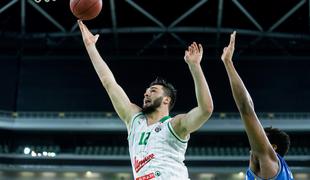 Olimpija izgubila za 23 točk, deveta zaporedna ničla za Krko