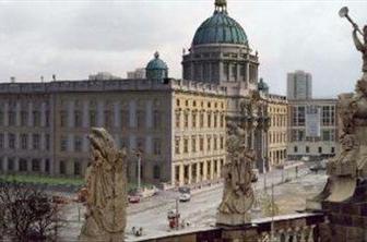 Nemčija: Kriza prelaga investicije, Berlinski grad od 2014