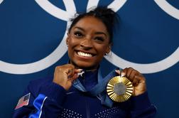 Simone Biles se je vrnila na olimpijski prestol