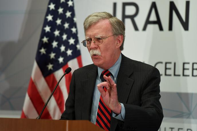 John Bolton | "Če boste prekrižali pot nam, našim zaveznikom ali našim partnerjem, če boste škodovali našim državljanom, če boste še naprej lagali, goljufali in varali, boste vsekakor hudičevo plačali," je Iranu sporočil Bolton. | Foto Reuters