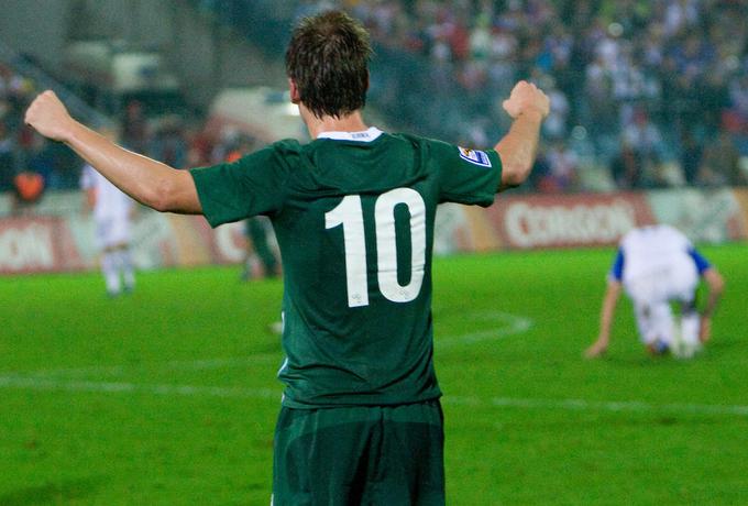 Septembra 2009 je dosegel izjemno lep in pomemben gol za zmago v Bratislavi. | Foto: Vid Ponikvar