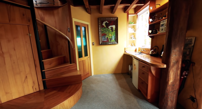 Stopnišče s kuhinjo | Foto: Youtube/Living big in a tiny house