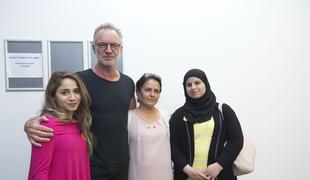 Sting se je v Ljubljani srečal z begunkami iz Sirije #foto