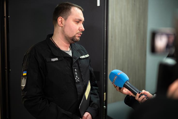 "Če pride do mobilizacije, se bo pojavilo negativno javno mnenje. Pojavilo se je tudi leta 2022, zato so mobilizacijo Rusi na hitro poskušali ustaviti. Ampak, bo to ustavilo ruski stroj? Ne, ne bo," je poudaril Kiril Budanov vodja Glavne obveščevalne uprave Ukrajine (HUR). | Foto: Guliverimage
