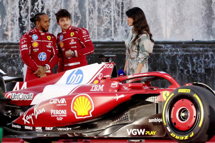 Ferrari Milano Lewis Hamilton | Lewis Hamilton in Charles Leclerc bosta v središču pozornosti. Ferrari je vendarle sinonim za formulo ena. | Foto Reuters