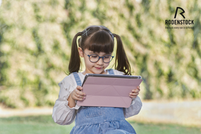 Dober vid za začetek šole: kako prepoznati težave in zakaj ne odlašati s pregledom?