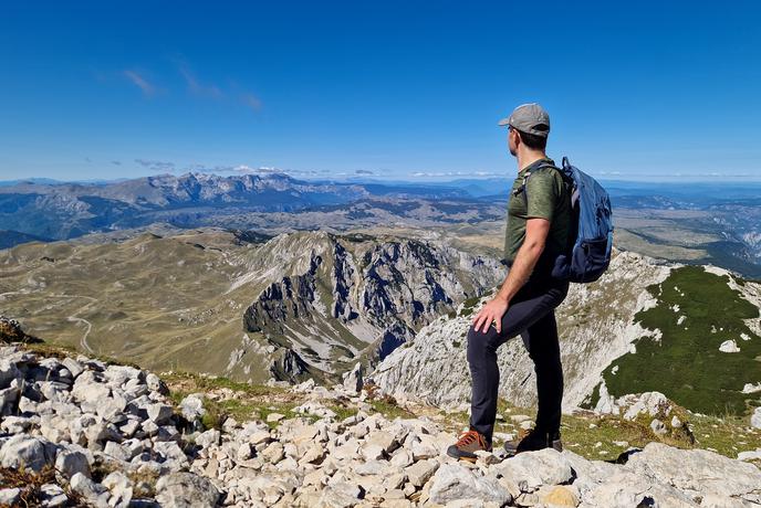 Najlepša tura v Durmitorju: Veliko Škrčko jezero in Prutaš #video