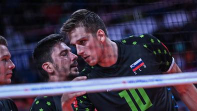 Italijani so se ekspresno poigrali z nemočnimi Slovenci