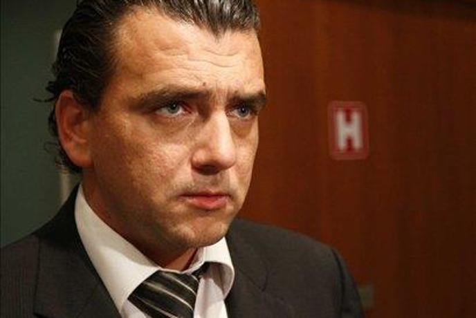 Barovič, Zagorac in Žgajner Tavševa s Pečetom iz SNS