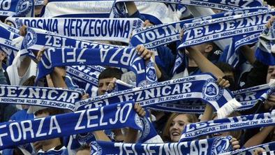 Navijači že tresejo mariborsko mrežo