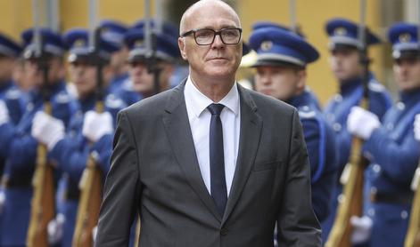 Ob incidentih z droni Švicarji v skrbeh: bi jim Nato pomagal, če bi bili napadeni?