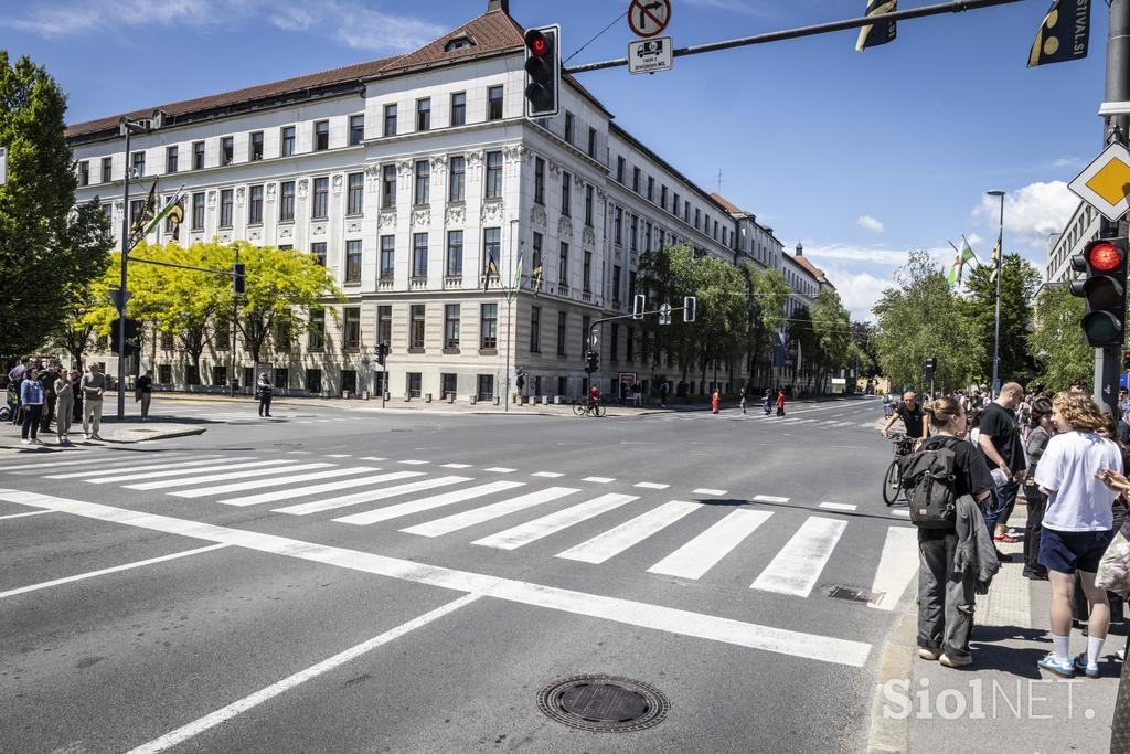 Protest študentov na Aškrčevi.