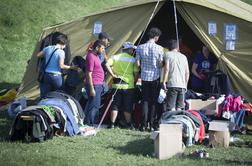 V Slovenijo je do zdaj vstopilo 2.500 ljudi, lahko se prosto premikajo proti Avstriji