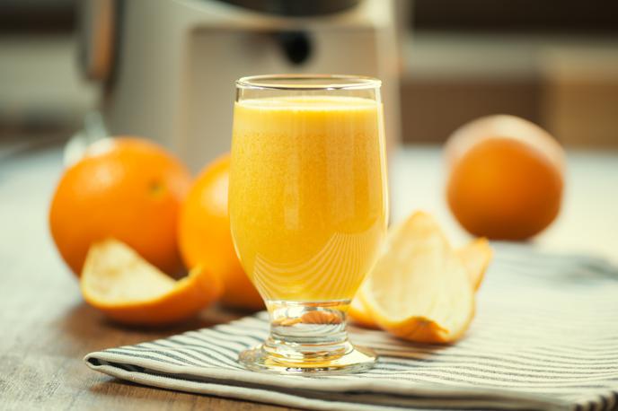 Pomarančni sok | Medtem ko cena nafte pada, cena pomarančnega soka na globalnih trgih močno raste. | Foto Getty Images