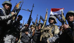 V samomorilskem napadu na severu Iraka ubitih več vojaških rekrutov