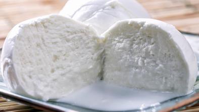 Če je parmezan kralj, je mocarela kraljica
