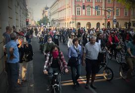 Protesti kolesa