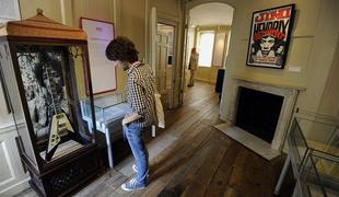 Londonski dom Jimija Hendrixa bodo preuredili v muzej