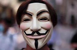 Na ulicah Hongkonga na tisoče protestnikov z maskami