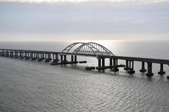 Krimski most | Rusija je leta 2014 zasedla in anektirala Krim, ki pa ga večina držav ne priznava kot rusko ozemlje. #vŽivo | Foto Reuters