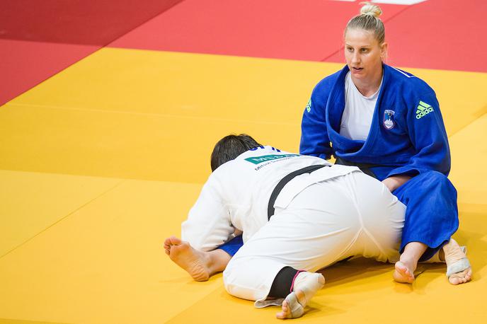 Ana Velenšek | Ana Velenšek je po podaljšku izgubila proti Japonki. | Foto Saša Pahič Szabo/Sportida