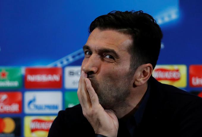 Gianluigi Buffon se strinja, da sta dva zadetka, ki so ju prejeli doma, preveč. | Foto: Reuters