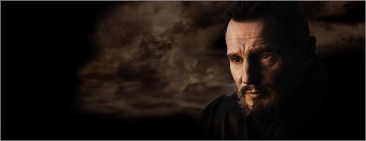 Film Christopherja Nolana raziskuje začetke legende o Batmanu, ki se kasneje v mestu Gotham bori proti silam zla. Brucea Wayna/Batmana je upodobil Christian Bale, Liam Neesom pa se nam v filmu predstavi v vlogi Waynovega svetovalca Henrija Ducarda. • V soboto, 5. 6., ob 19. uri na HBO 2.* │ Tudi na HBO OD/GO. | Foto: 